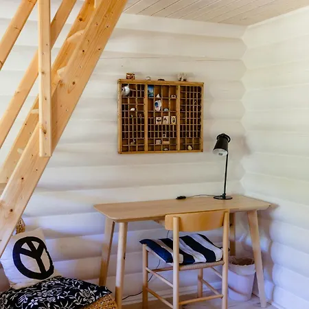 Beautiful And Romantic With Swimmingpool Vakantiehuis Melby